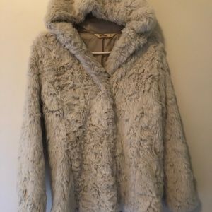 Hollister size Small faux fur coat
